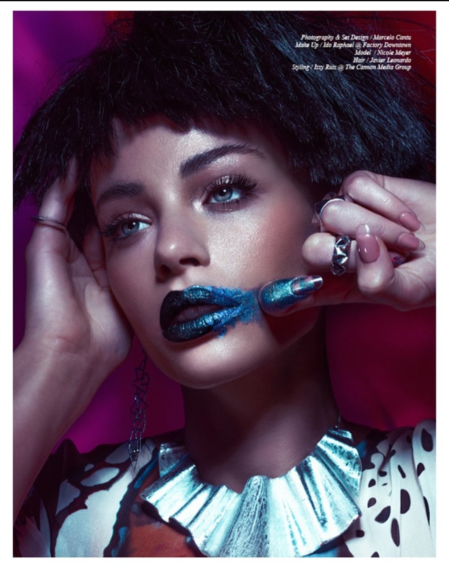 Schön Magazine Blue Lips