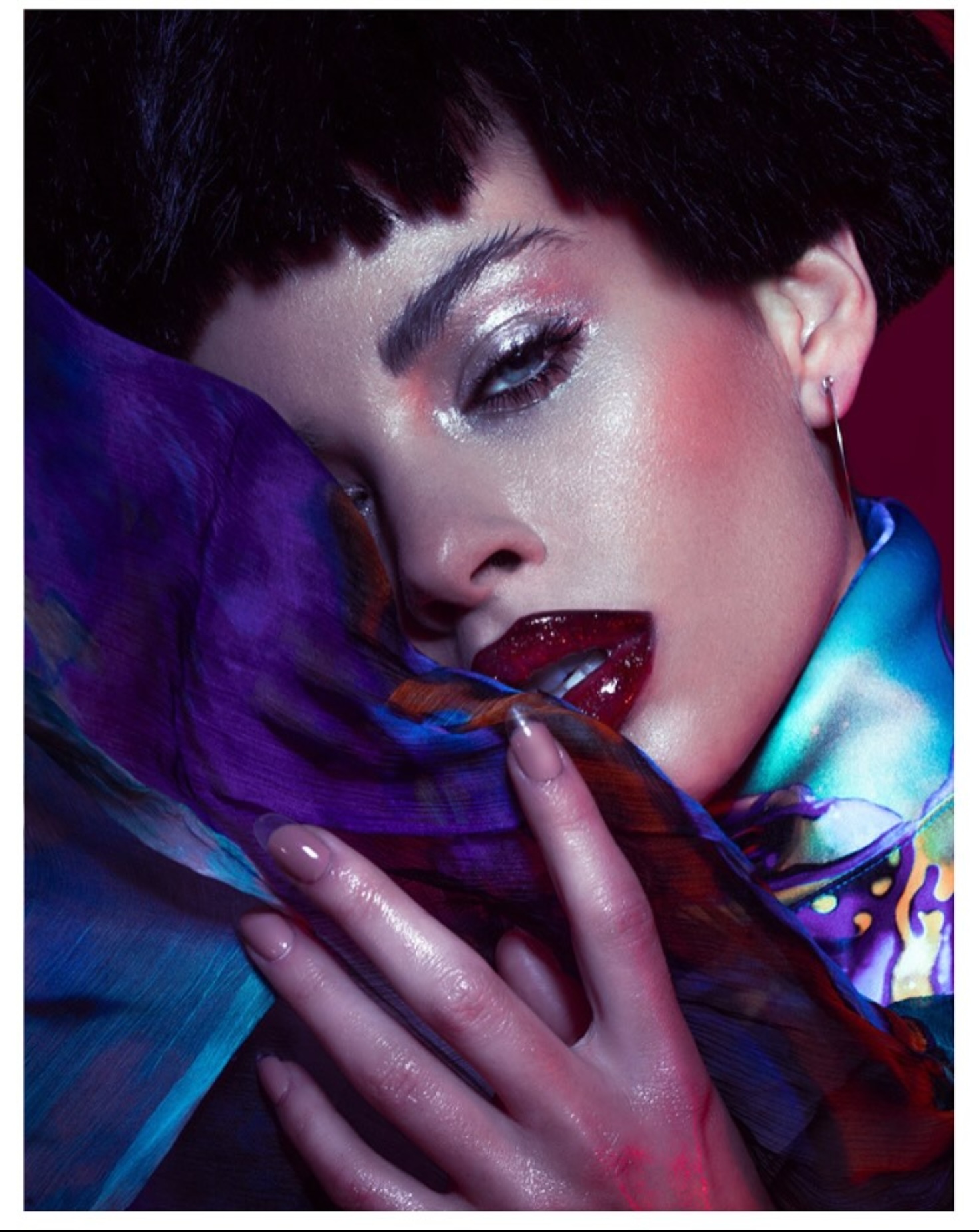 Schön Magazine Close-up